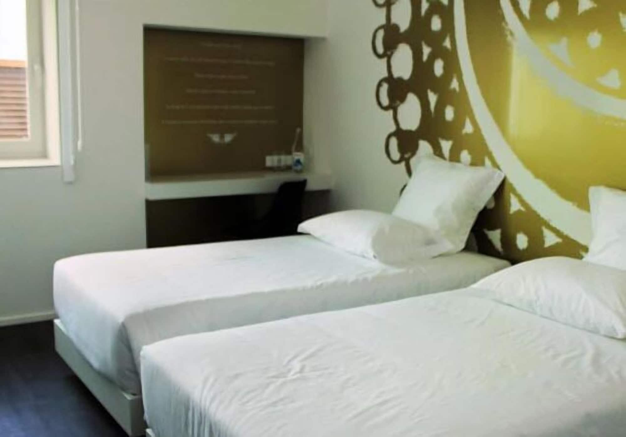 Design & Wine Hotel 卡米尼亚 外观 照片