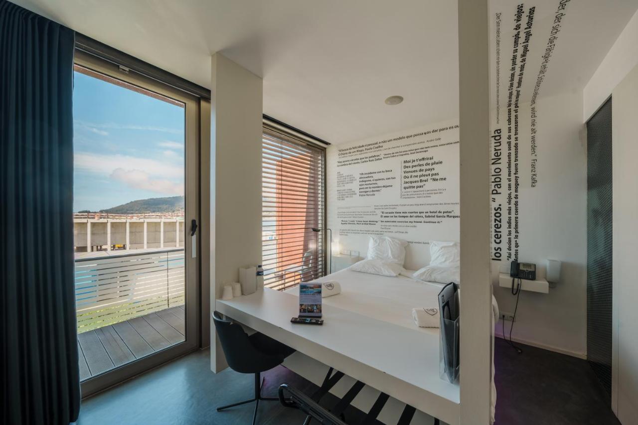 Design & Wine Hotel 卡米尼亚 外观 照片