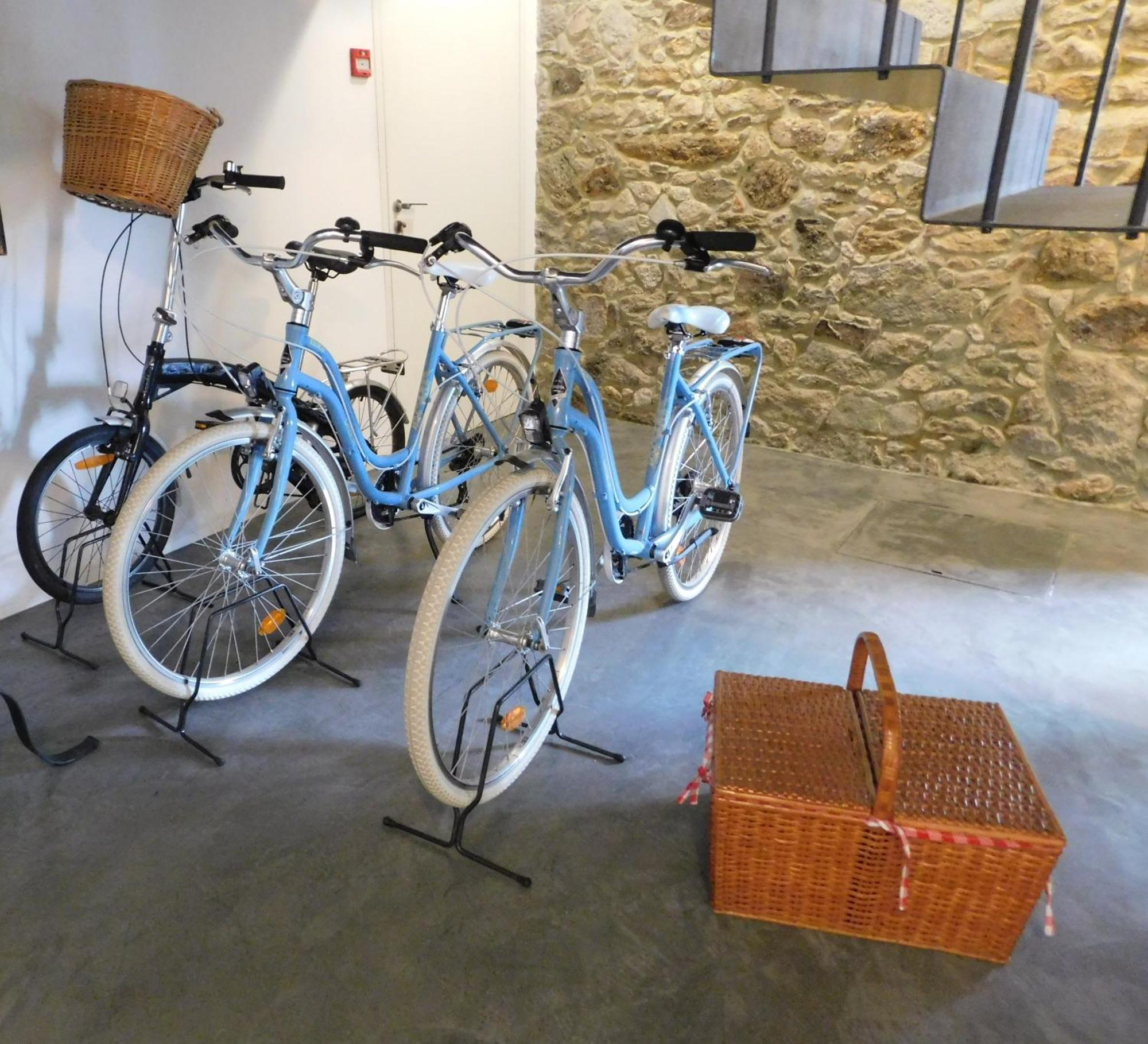 Design & Wine Hotel 卡米尼亚 外观 照片